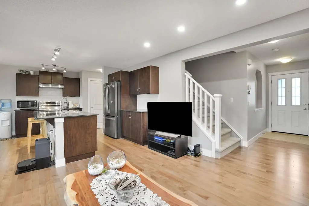 64 Sage Hill Point NW Calgary AB T3R 0H3