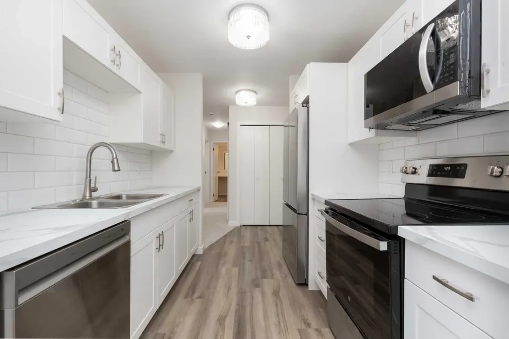 85 Foxbend Crescent N Lethbridge AB T1H 5T4
