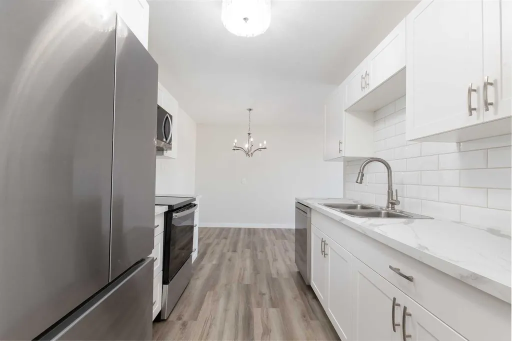 85 Foxbend Crescent Lethbridge AB T1H 5T4