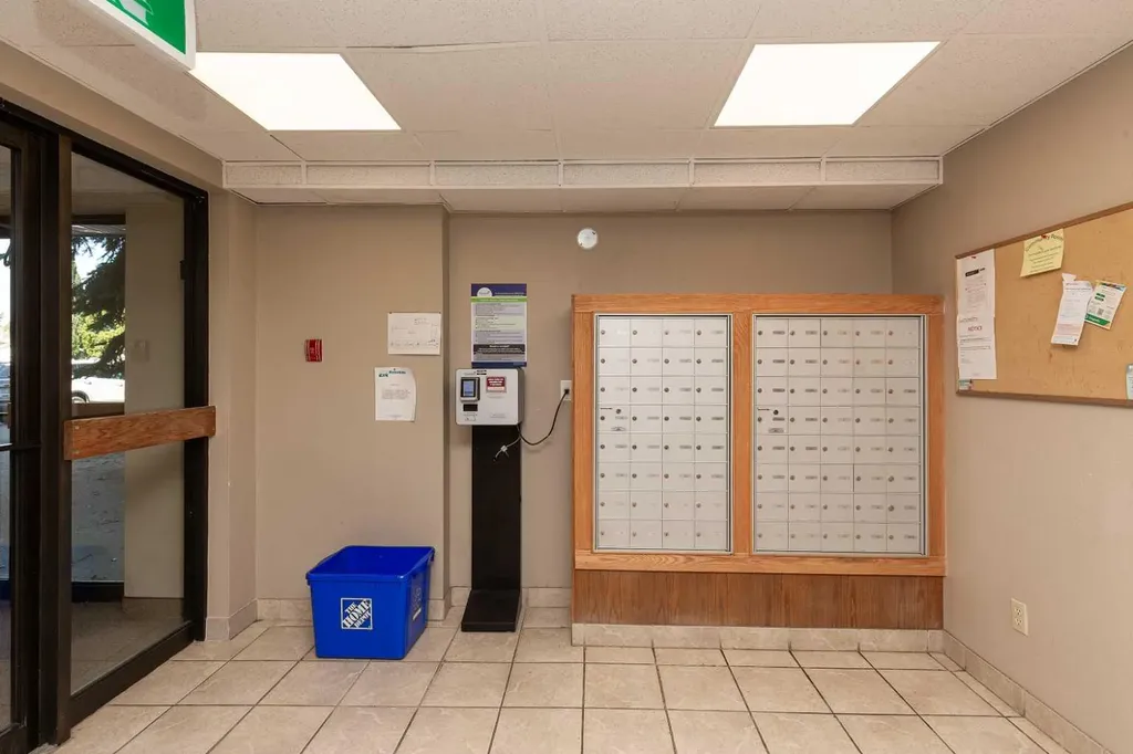 85 Foxbend Crescent N Lethbridge AB T1H 5T4