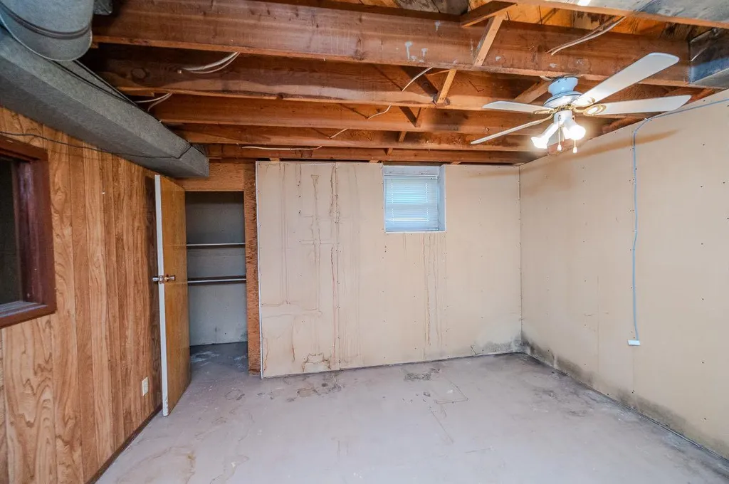 4241 41 Avenue Red Deer AB T4N 2Y1