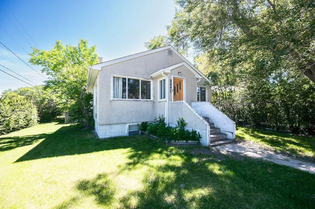 4241 41 Avenue Red Deer AB T4N 2Y1