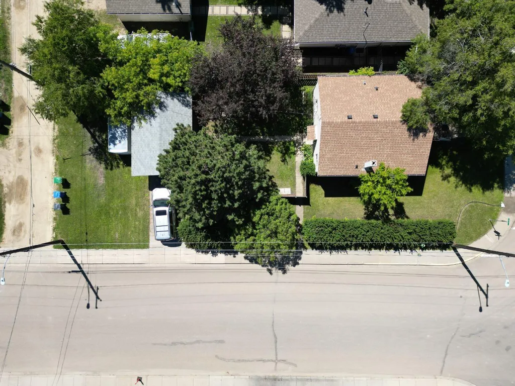 4241 41 Avenue Red Deer AB T4N 2Y1