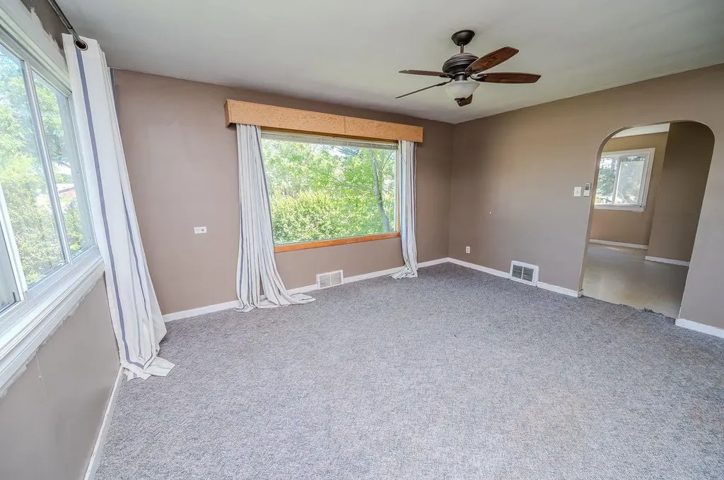 4241 41 Avenue Red Deer AB T4N 2Y1