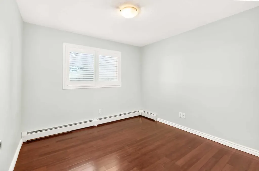 12A Ironside Street Red Deer AB T4R 3R6