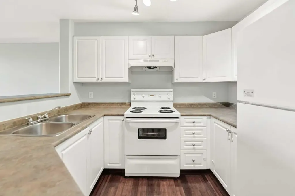 12A Ironside Street Red Deer AB T4R 3R6