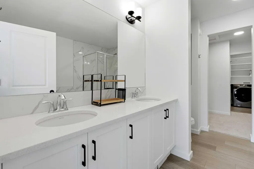 73 Mallard Grove SE Calgary AB T3C0E3