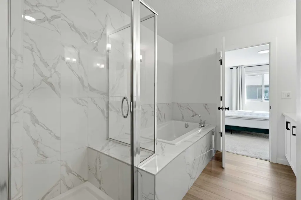 73 Mallard Grove SE Calgary AB T3C0E3