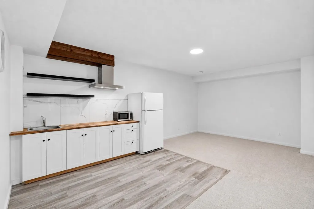 73 Mallard Grove SE Calgary AB T3C0E3