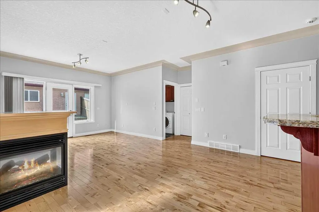 125 25 Avenue NW Calgary AB T2M 2A4