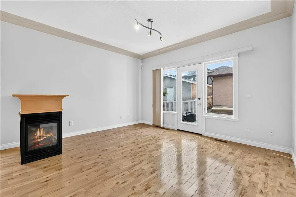 125 25 Avenue NW Calgary AB T2M 2A4