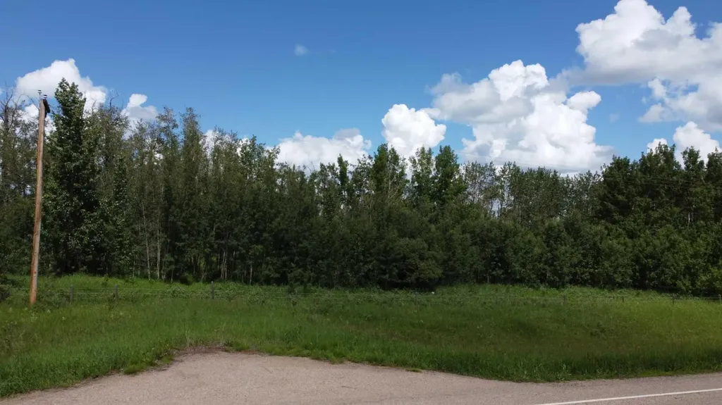 On Rural Ponoka County AB T4J 1R1