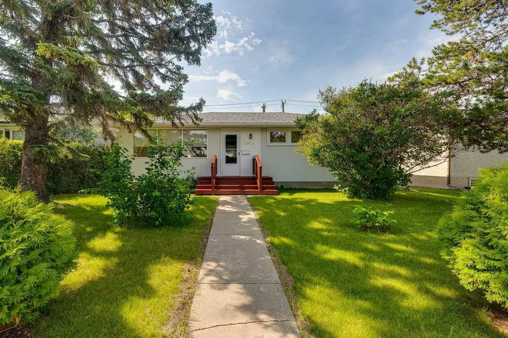 5958 West Park Crescent Crescent N Red Deer AB T4N1G3