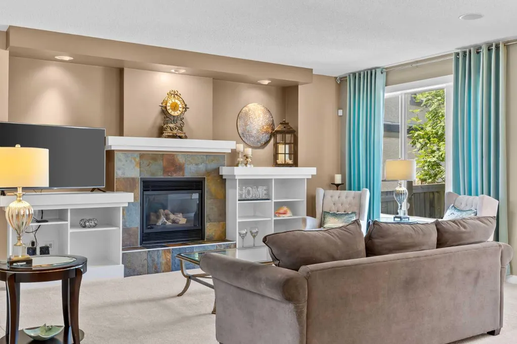 113 Tusslewood Bay NW Calgary AB T3L 2Y3