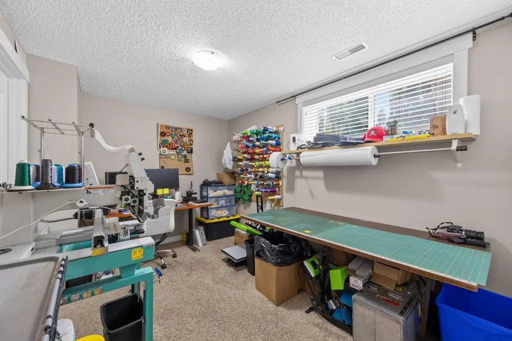 113 Tusslewood Bay NW Calgary AB T3L 2Y3