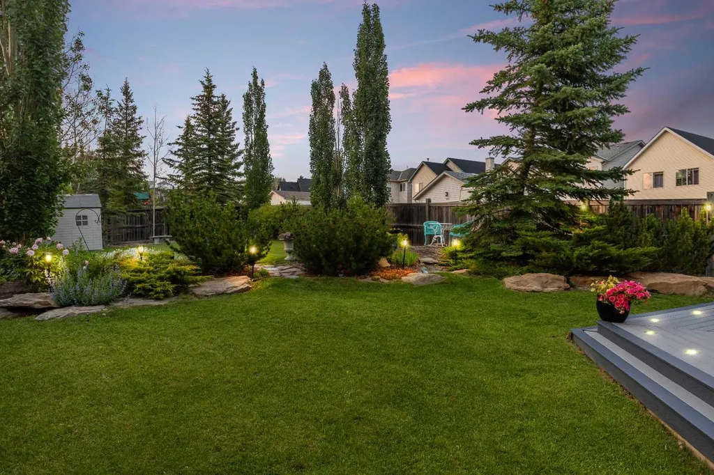 113 Tusslewood Bay NW Calgary AB T3L 2Y3