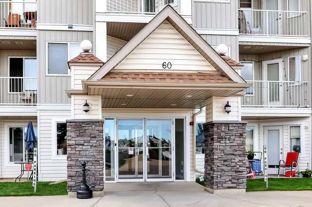 60 Jacobs Close Red Deer AB T4P 4A2