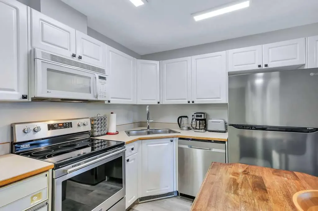 60 Jacobs Close Red Deer AB T4P 4A2