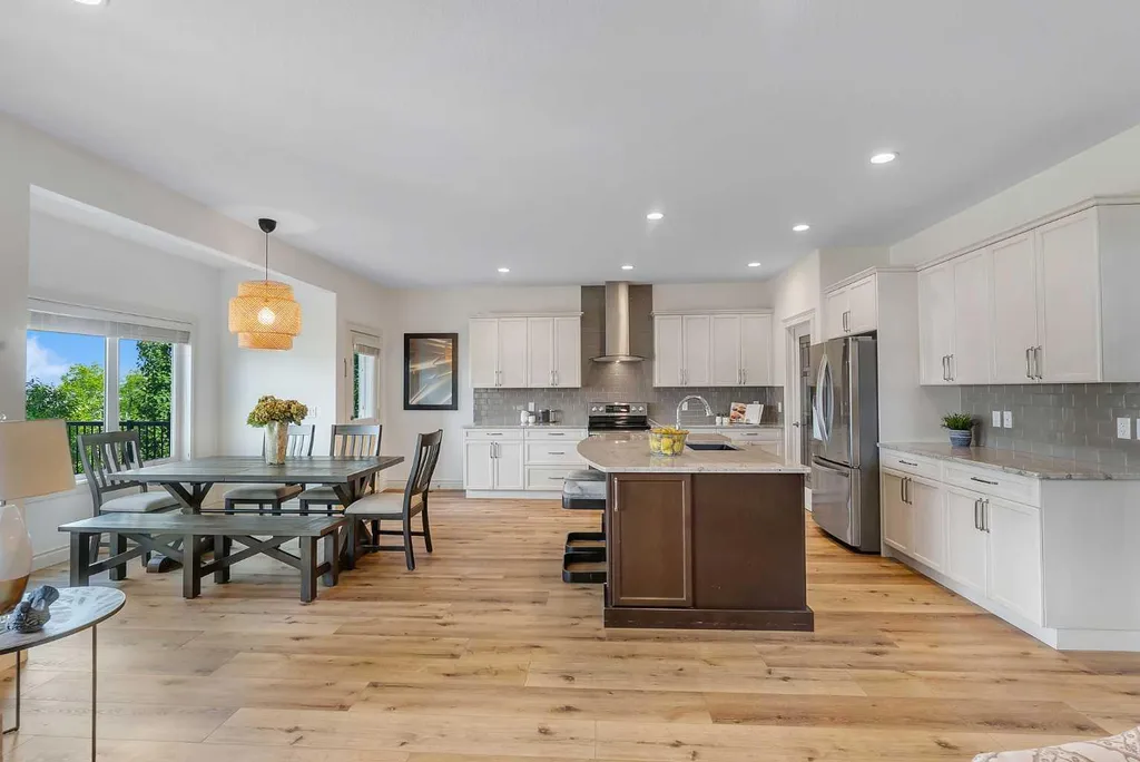83 Ravenscroft Close SE Airdrie AB T4A 0M1