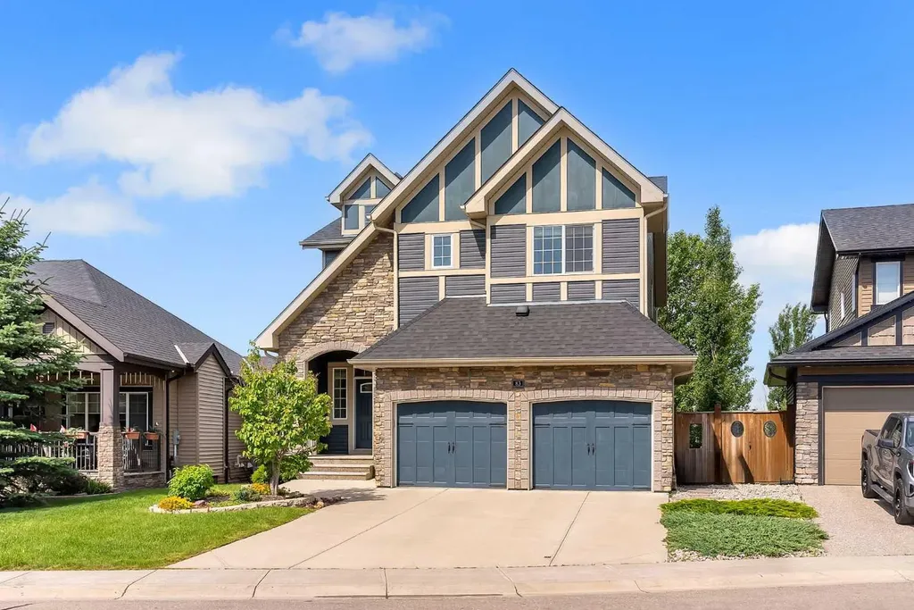 83 Ravenscroft Close SE Airdrie AB T4A 0M1