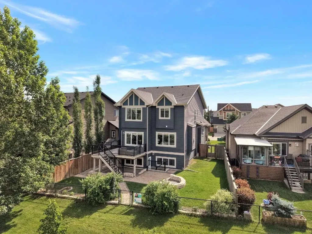 83 Ravenscroft Close SE Airdrie AB T4A 0M1