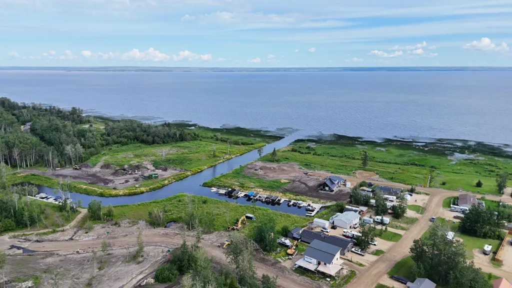 #132 160 Peace River Avenue Joussard AB T0G 1J0