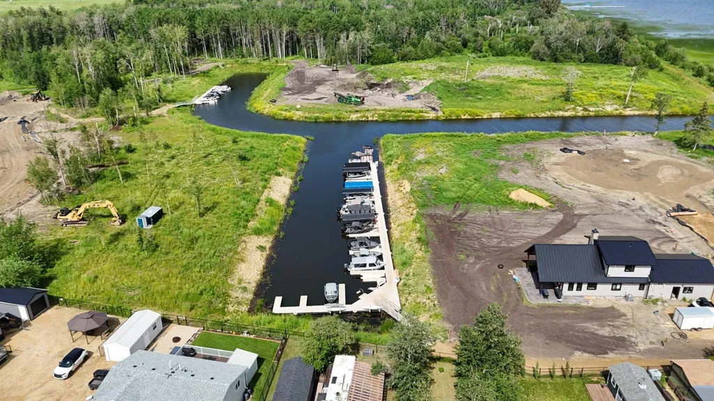 #132 160 Peace River Avenue Joussard AB T0G 1J0