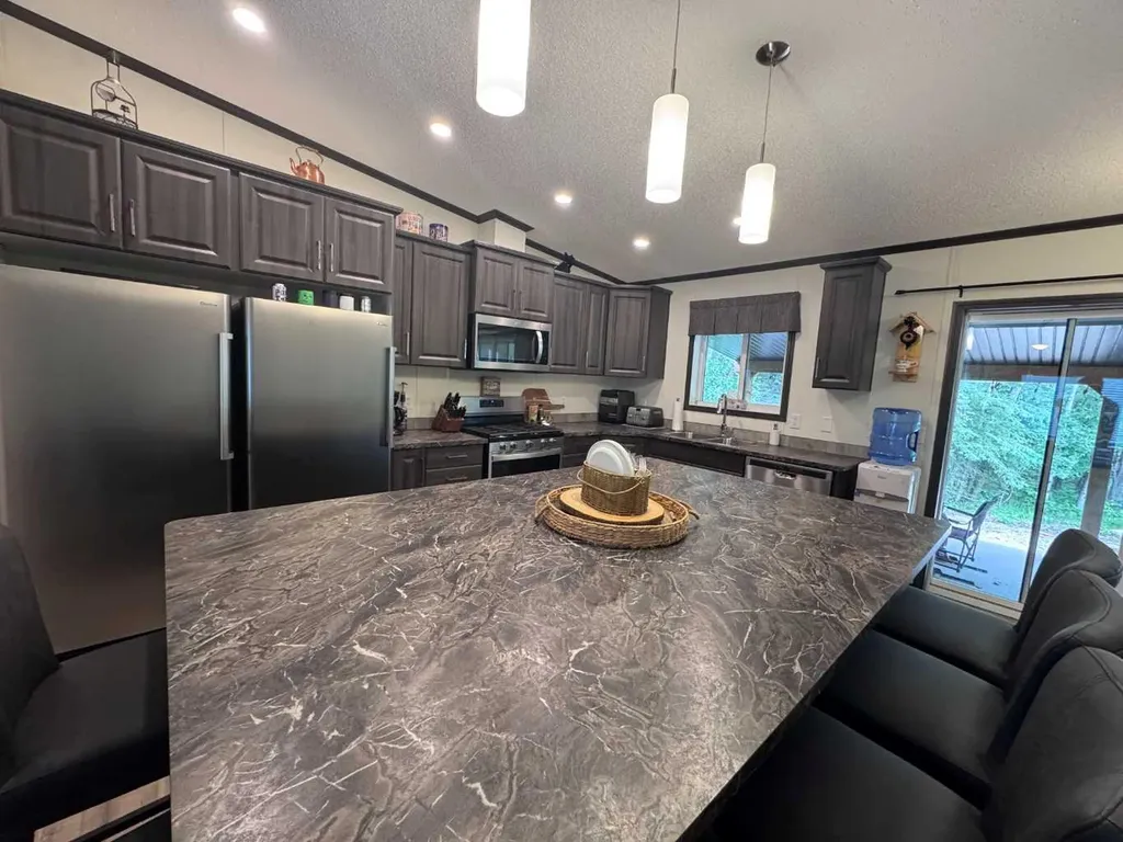 70443 245 Range Valleyview AB T0H 0Y0