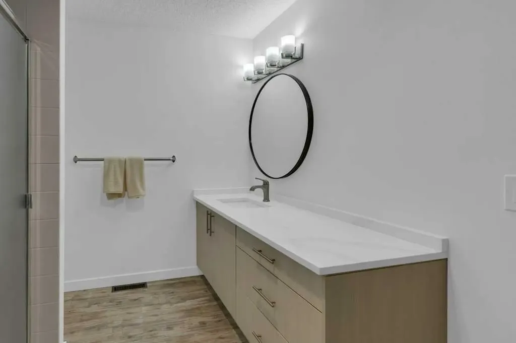 119 Edgepark Villas NW Calgary AB T3A 3S2
