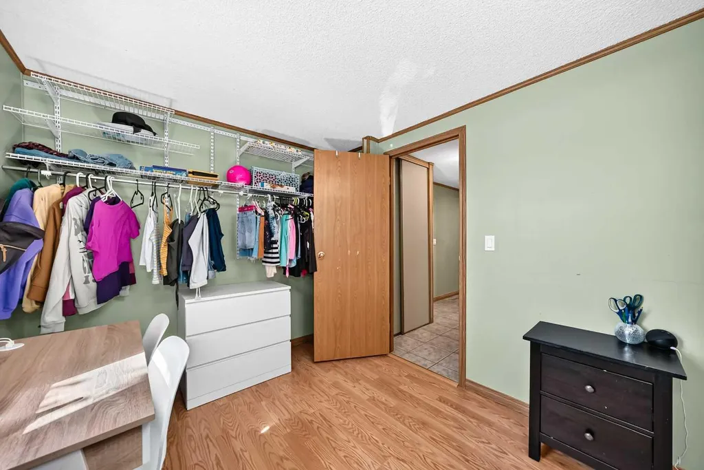 41 Westmount Drive Cayley AB T0L 0P0
