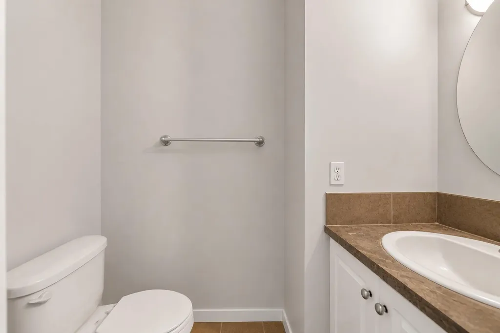 34 Royal Manor NW Calgary AB T3G 5T7