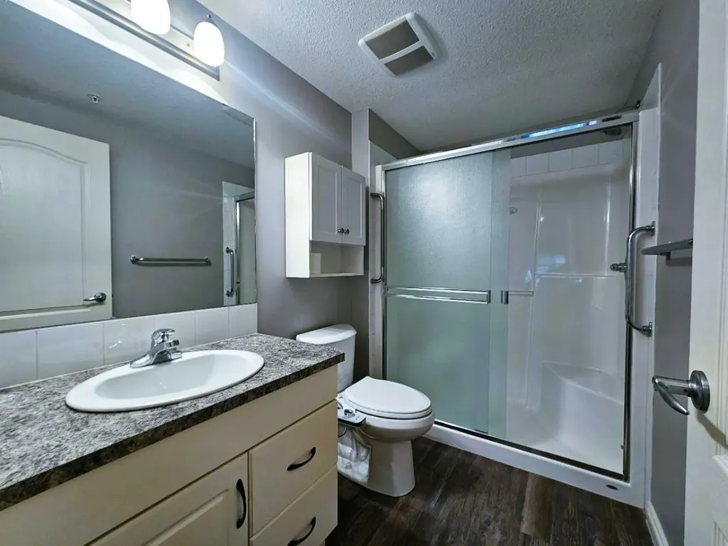 6 Michener Boulevard Red Deer AB T4P 0K5