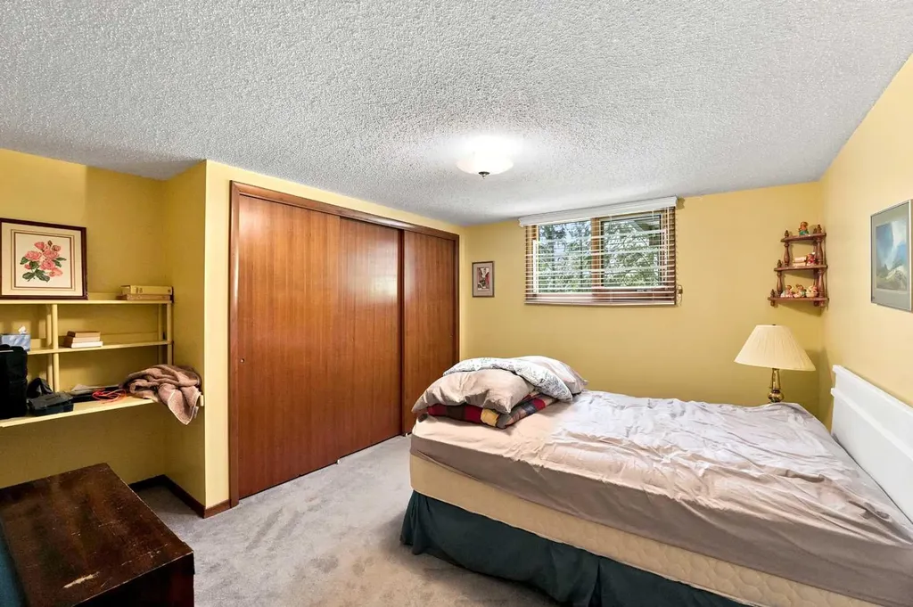 3514 Spruce Drive Red Deer AB T4N 3N9