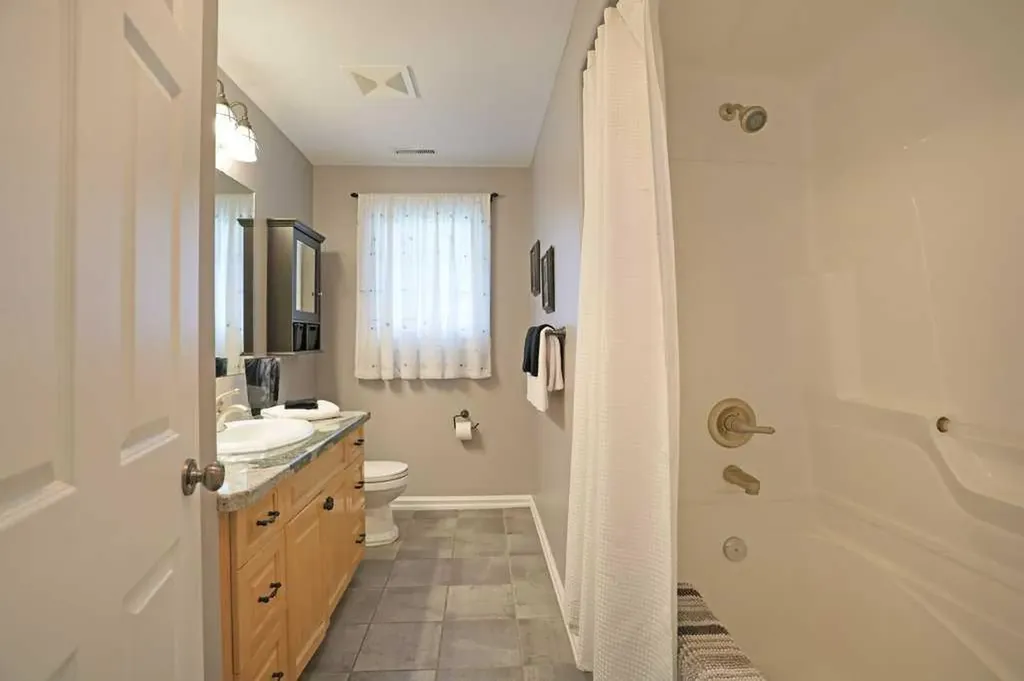 96 Greystone Close E Brooks AB T1R 1M1
