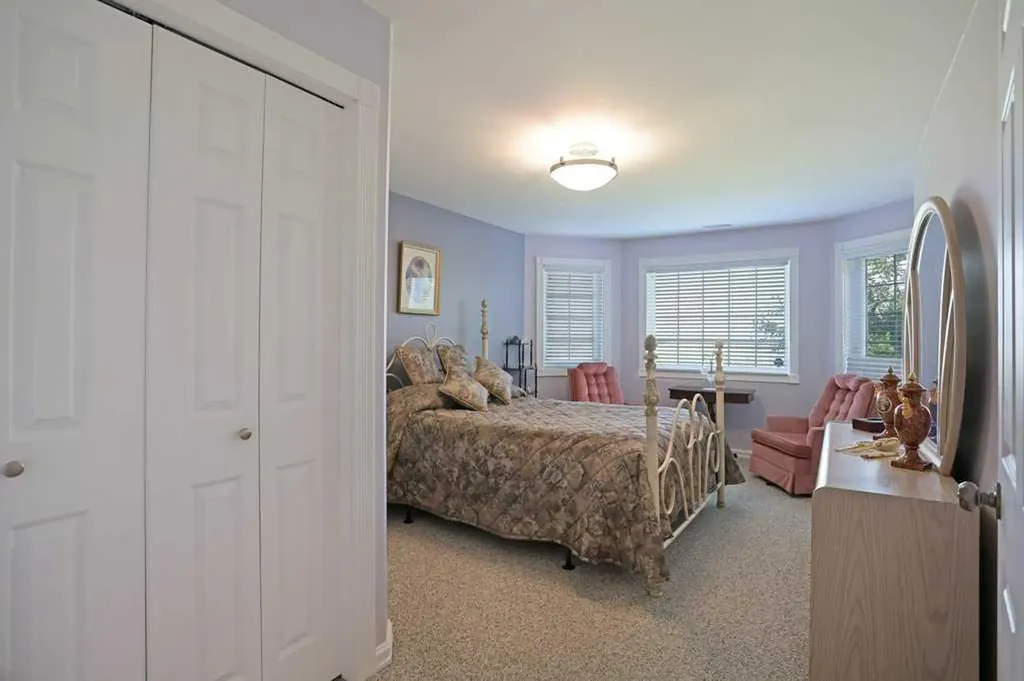 96 Greystone Close E Brooks AB T1R 1M1