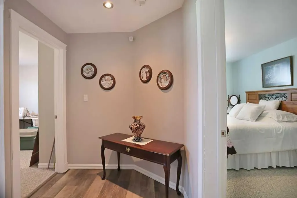 96 Greystone Close E Brooks AB T1R 1M1
