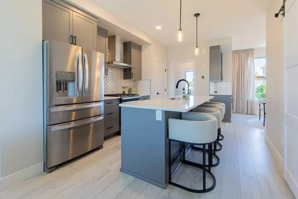 4311 Fairmont Gate S Lethbridge AB T1K 8J3
