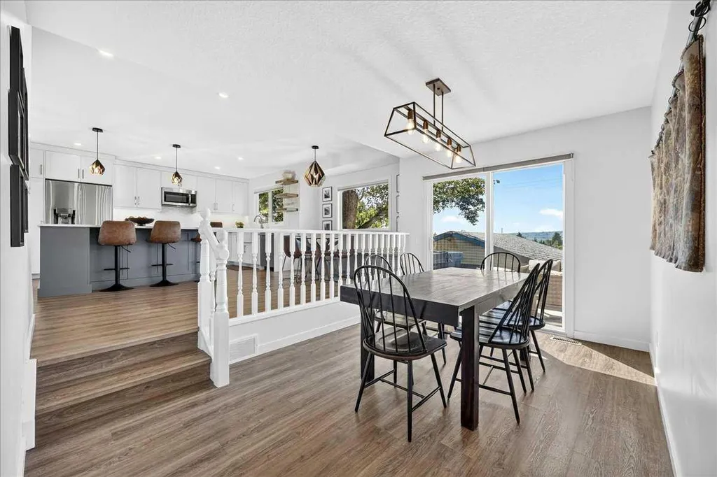 7327 Silver Springs Road NW Calgary AB T3B 3X1