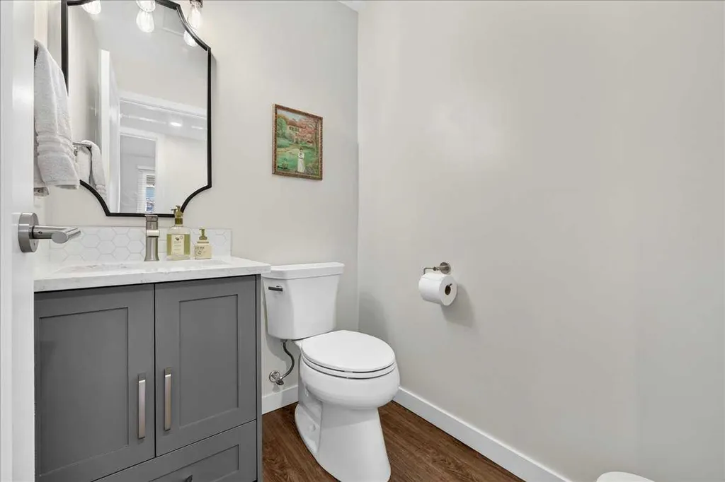 7327 Silver Springs Road NW Calgary AB T3B 3X1
