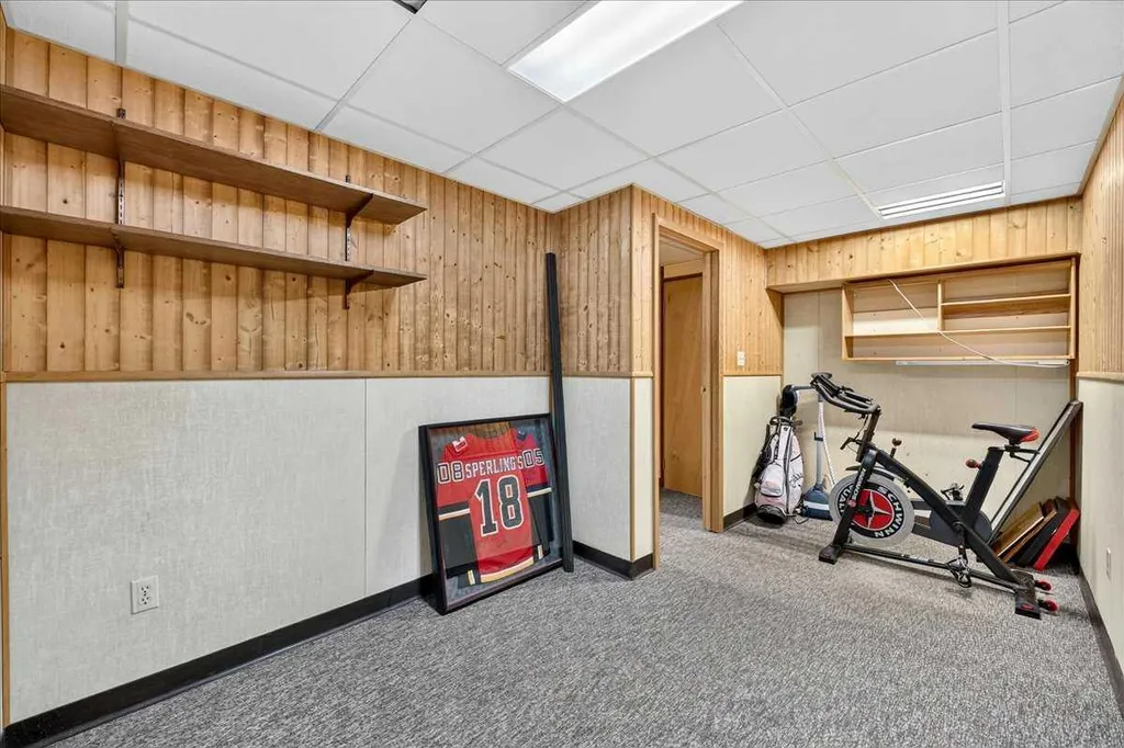 7327 Silver Springs Road NW Calgary AB T3B 3X1