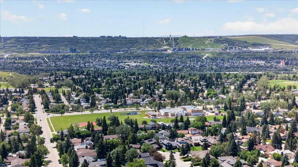 7327 Silver Springs Road NW Calgary AB T3B 3X1