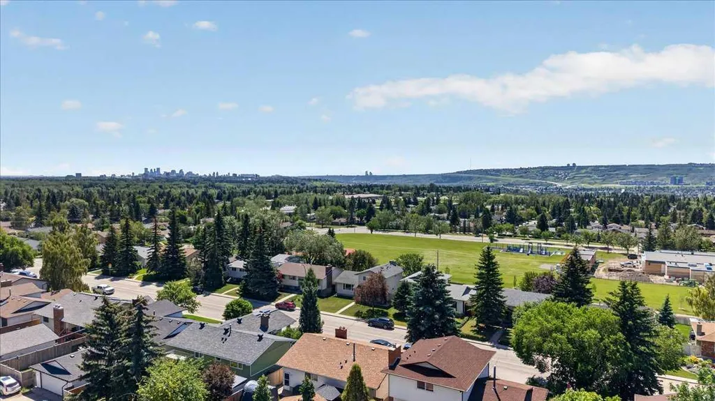 7327 Silver Springs Road NW Calgary AB T3B 3X1