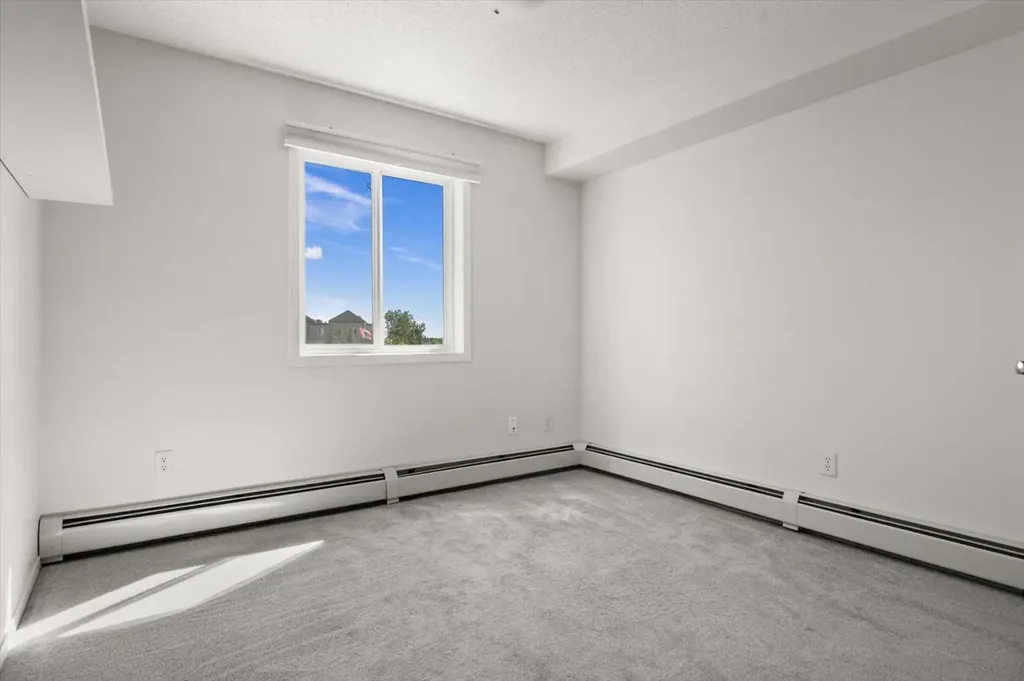 5500 Somervale Court SW Calgary AB T2Y4M1