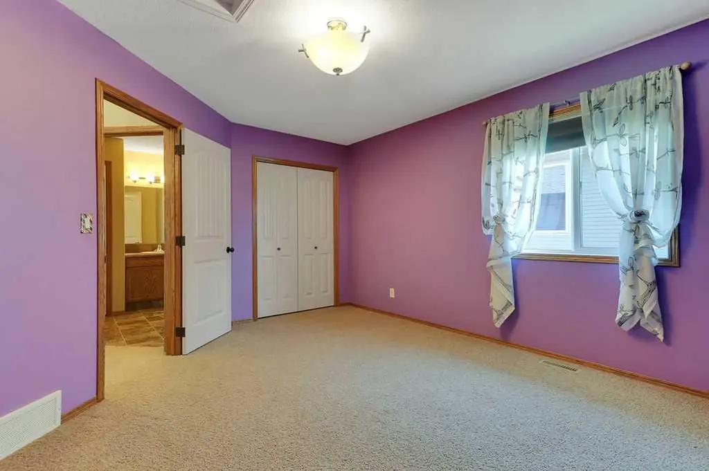 9 Thomas Place Red Deer AB T4E 1A3