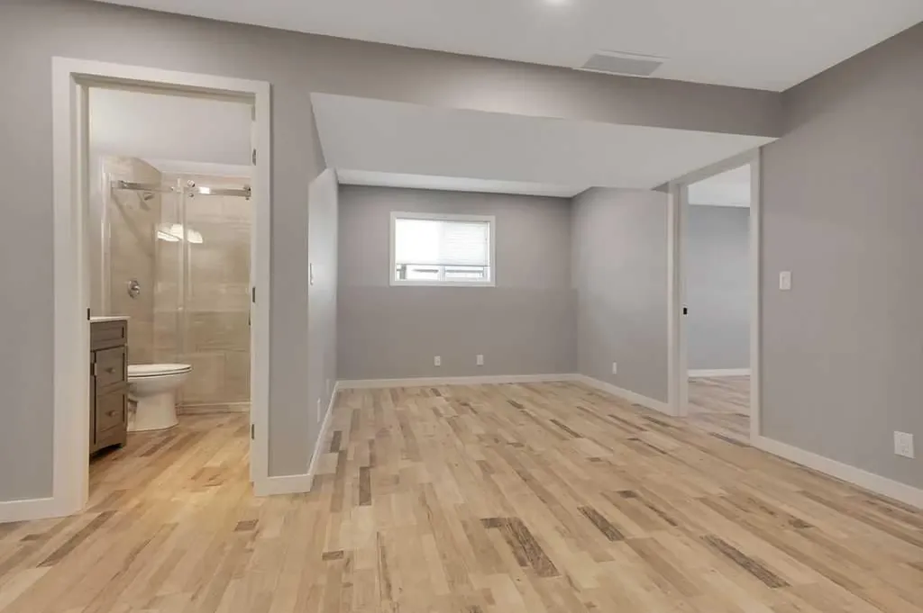9 Thomas Place Red Deer AB T4E 1A3
