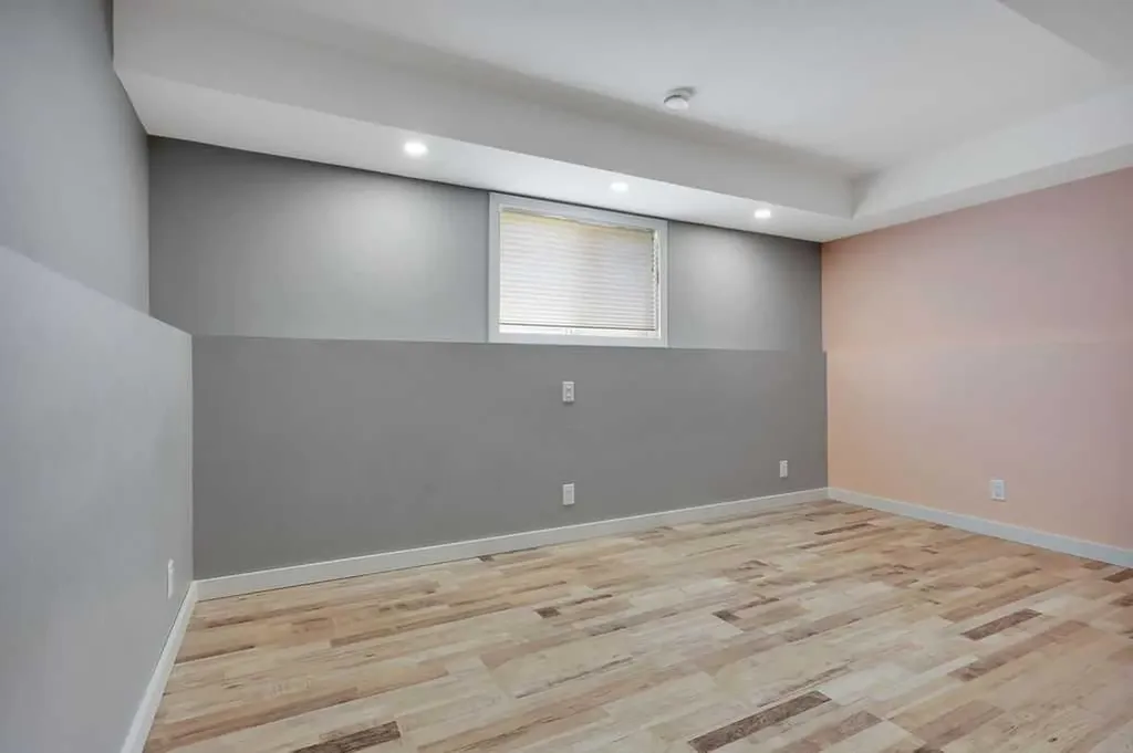 9 Thomas Place Red Deer AB T4E 1A3