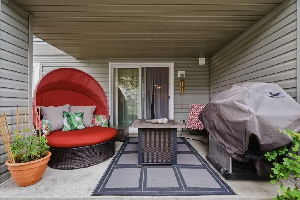 604 8 Street SW Airdrie AB T4B 2W4