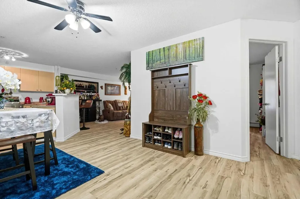 604 8 Street SW Airdrie AB T4B 2W4