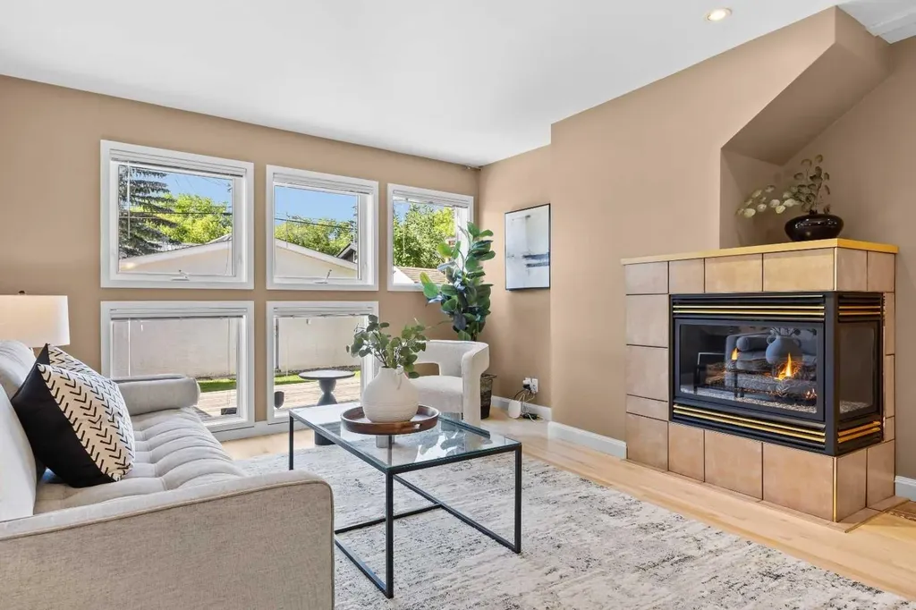 415 28 Avenue NW Calgary AB T2M 2K7