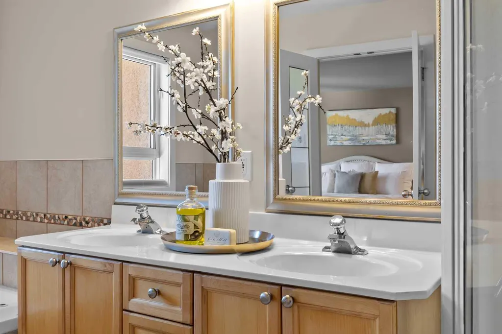415 28 Avenue NW Calgary AB T2M 2K7